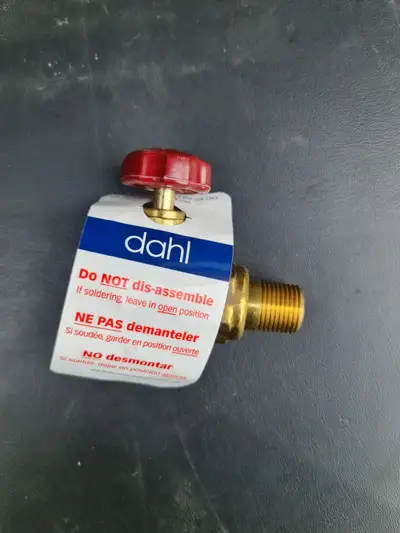 Dahl Radiator Valve1/2" FIP x 1/2" Dual Union - Angle Pattern, View more