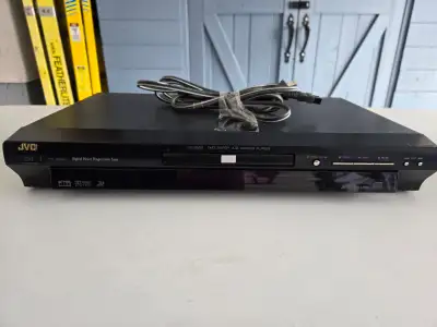 JVC DVD Player with Remote and Power Cord