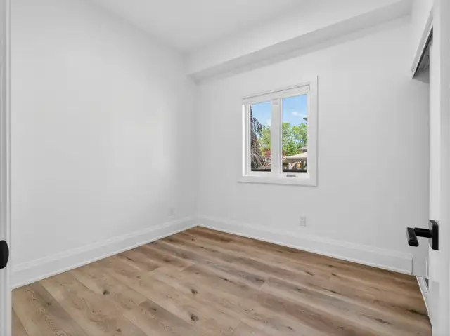 2 Bed, 2 Bath Apartment - 28 Norcross Road, Unit 3 in Long Term Rentals in City of Toronto - Image 17