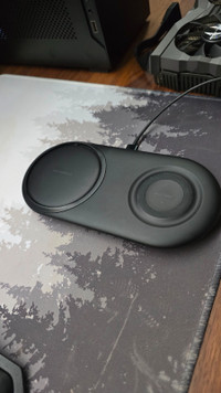 Samsung Wireless Charger Duo Pad | Used in great condition