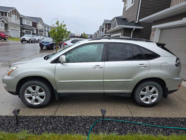 2007 lexus RX350 in Cars & Trucks in Calgary - Image 3