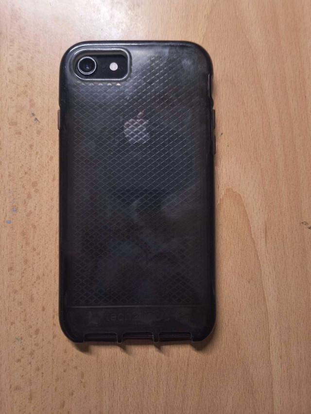 iPhone 8 64GB *New Battery* in Cell Phones in Calgary - Image 3
