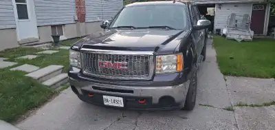 2010 GMC with 162000km run and drive