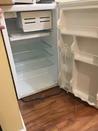 General Electric Compact Refrigerator