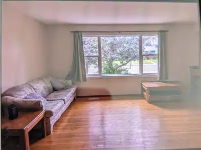 Room in house for rent, 7 minutes Walk to Southgate station, View more