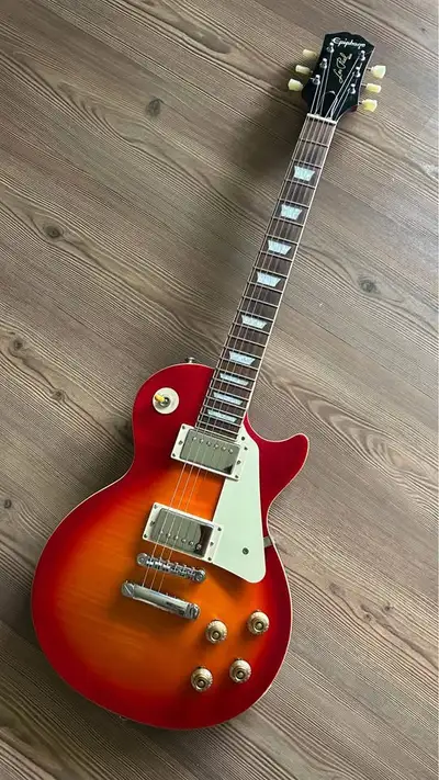 Epiphone 1959 Les Paul Standard Outfit w/ Case, View more