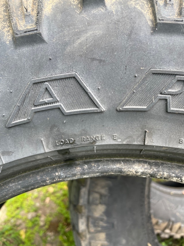 LT 275/65r18 Goodyear Wrangler Duratracs Tires & Rims Peterborough