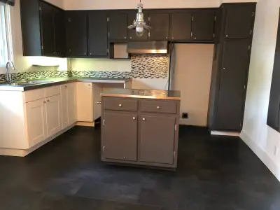 Logement à louer Secteur Ahuntsic-Cartierville / H3L Haut duplex 5 1/2 convertie en grand 4 1/2 (air...