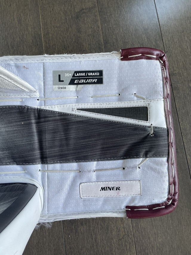 Bauer custom supreme pro stock Mach goalie leg pads Hockey