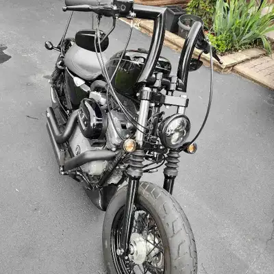 2010 Nightster 48 Wide tire setup, LA Choppers upper triple tree,Black wide front spoked wheel, 12"...