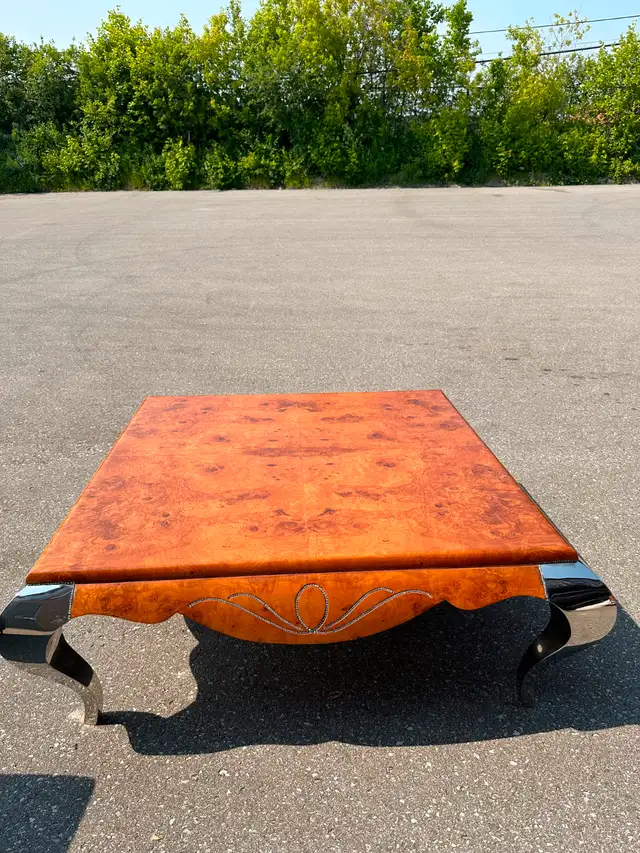 Table in Coffee Tables in City of Toronto - Image 3