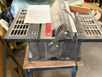 Bench Table Saw King Canada	KC-5600 10" Bench Saw, View more