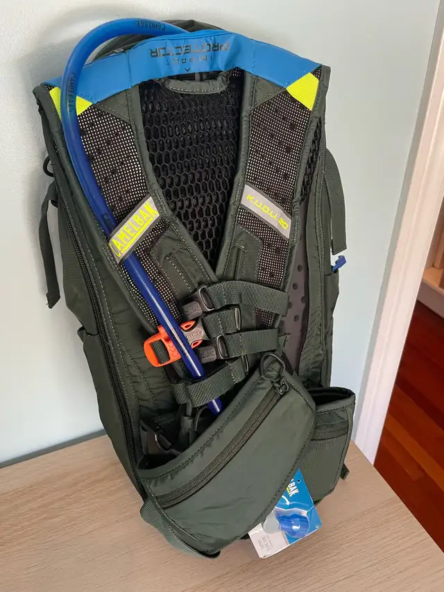 New - Camelbak K.U.D.U Proector 20L Hydration Pack63735875046017123