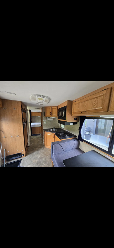 This well-maintained Class C RV is perfect for family getaways or cross-country road trips. With a s...