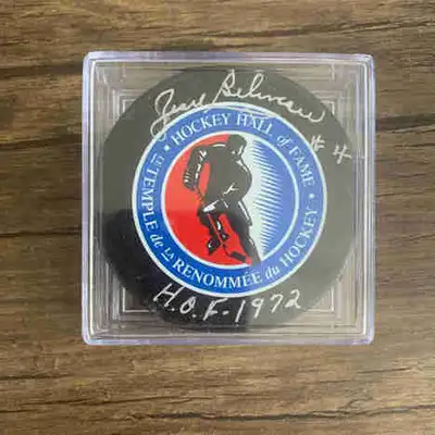 Rare to find a Béliveau puck + matching photos in one set. Signed 8x10 Photo Jean Béliveau– inscribe...
