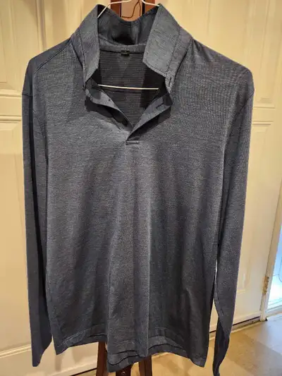 Lululemon Men's Blue Long Sleeve Top Large, View more