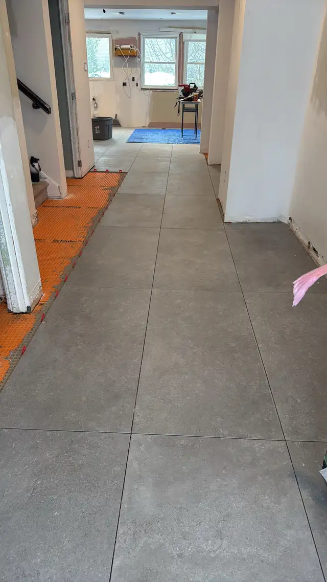 Tile Installer 585100375098009602