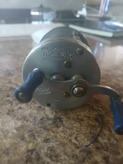 old fishing reel, View more