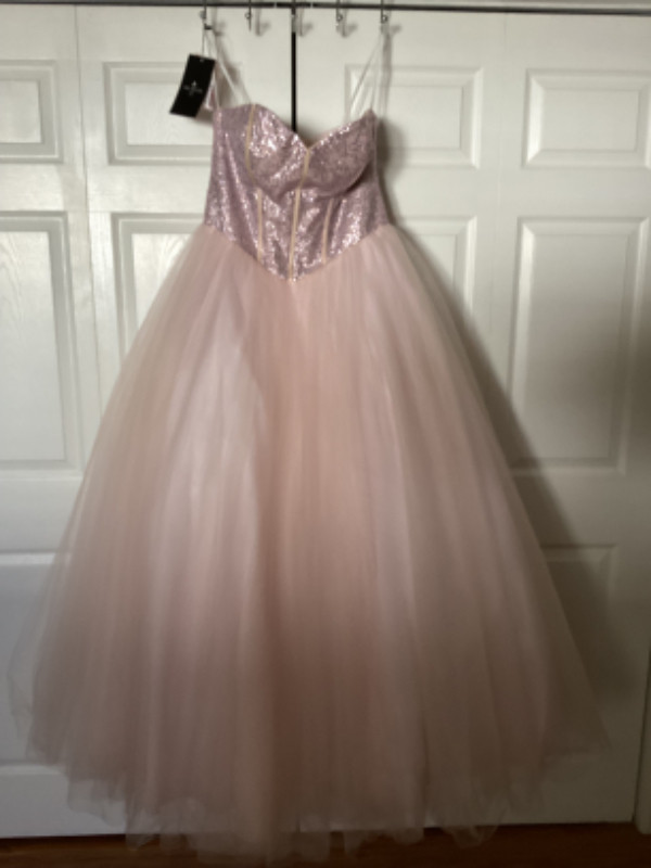 Ball gown / Prom dress (Size 14)Alyce Paris Model in Women's - Dresses & Skirts in Sudbury - Image 2