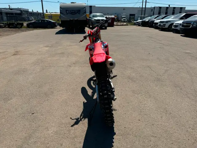 2024 HONDA CRF 250R in Dirt Bikes & Motocross in Sudbury - Image 4