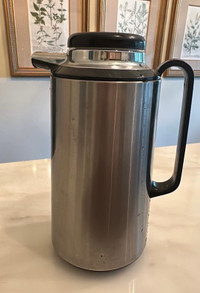 4-cups coffee thermos / dispenser 