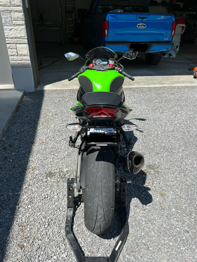 Kawasaki Ninja ZX-6R ABS in Sport Bikes in Ottawa - Image 4