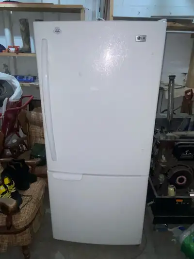 Top Freezer Refrigerator  LG LBN20517WW Top Freezer Refrigerator, View more