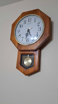 Horloge murale en bois Regulator