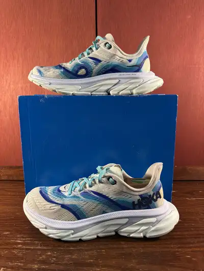 Hoka Clifton Edge Geometric Women’s Running Shoes Size US 8,5, View more