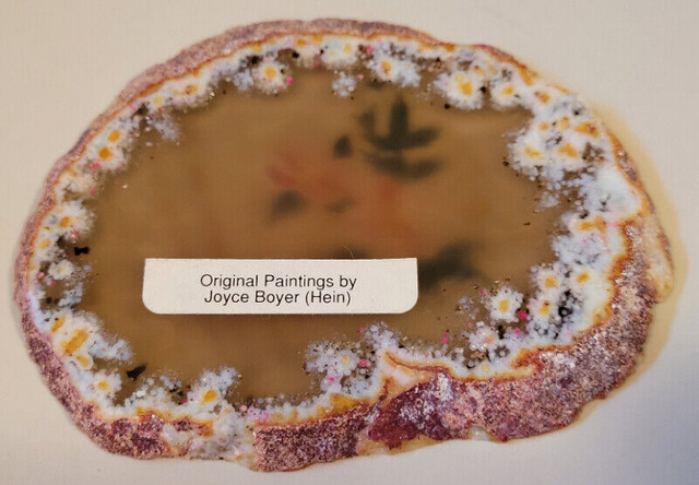 Vintage Sliced Agate Geode Crystal Art Jasper Alberta Wild Rose in Arts & Collectibles in Oshawa / Durham Region - Image 2