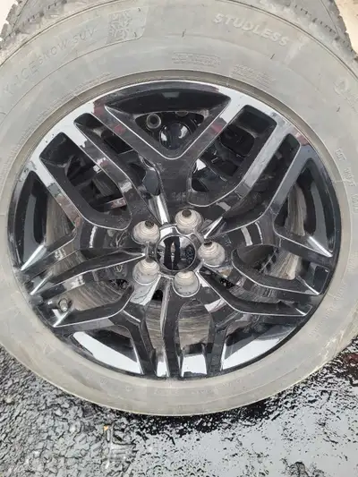 Michelin x- ice snow tires 235/60R18 Came from 2023 Ford Bronco Sport Winter tires with after market...