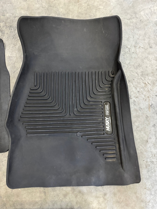 Chevrolet/GMC 1500 Husky Floor Liners Front/Back Seat 2014-2018 in Other Parts & Accessories in Sudbury - Image 4