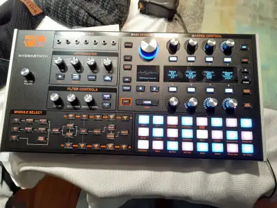 ASM Hydrasynth Desktop 8voice Polyphonic Wave Morphing Synth NEW, View more