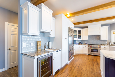 Liquidation d'Armoires de Cuisine - 100% bois véritable, View more