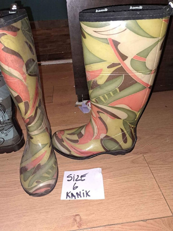 Water Boots Bottes d'eau Kamik Capelli New York Size 6 Size 8 dans Femmes - Chaussures  à Ouest de l’Île - Image 3