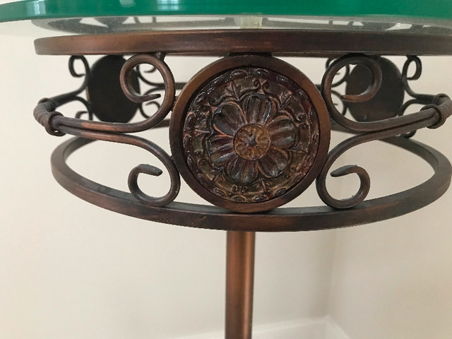 Round Bronze and Glass Accent Table in Other Tables in Nanaimo - Image 3
