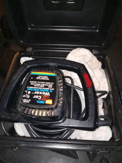 Comes with hard bubble case,located in Kenilworth