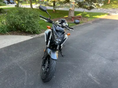Well taken care of 2016 Honda CB500F naked bike Bike is in in very good conditions everything is wor...