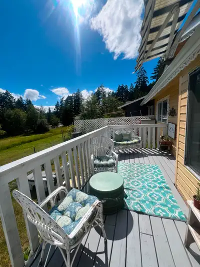 CUTE COTTAGE ON GABRIOLA, View more