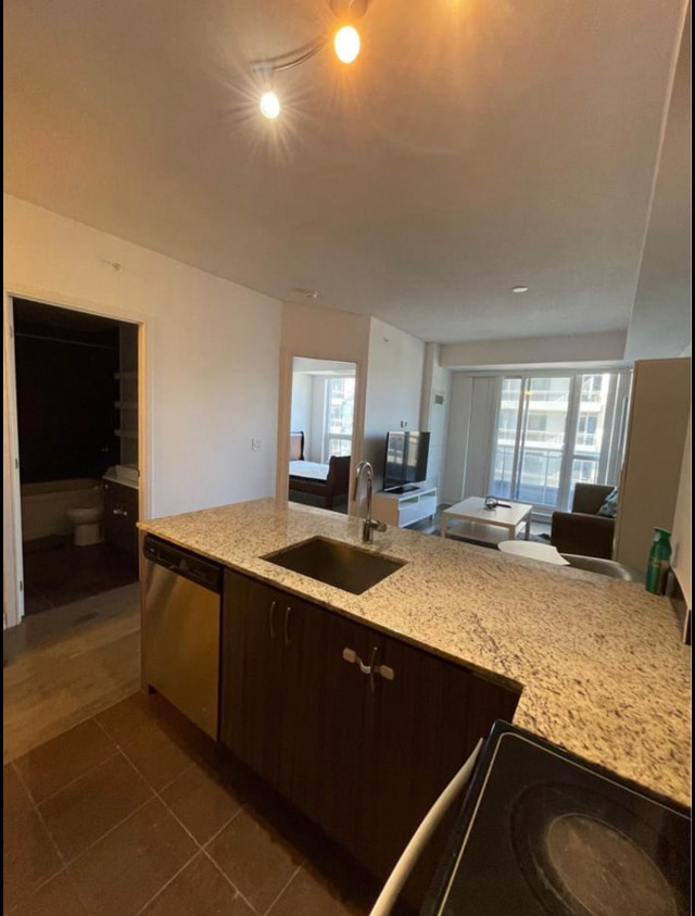 Fully furnished condo 1+1 in Short Term Rentals in City of Toronto - Image 3