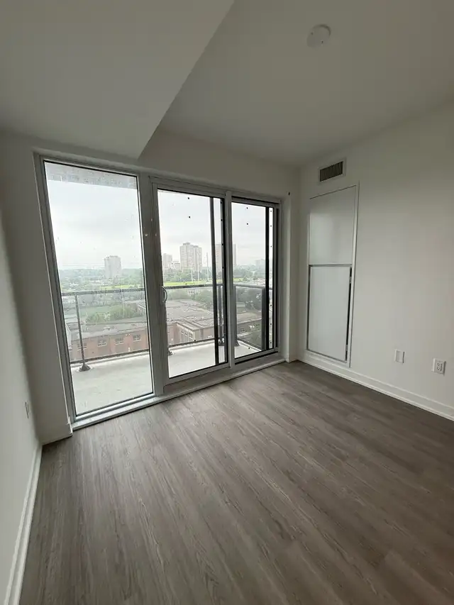 Brand new 1 bed+den, 2 bath condo at Metro Park, North York in Long Term Rentals in City of Toronto - Image 7