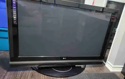 "50" LG 1080P TV, View more