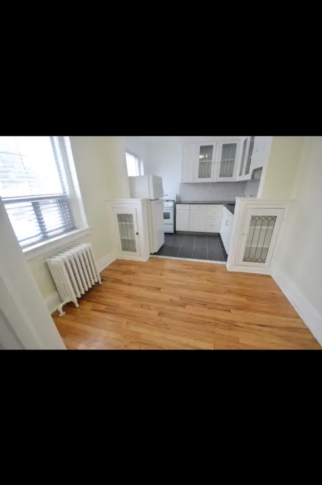 1 BEDROOM LEASE ASSIGNMENT in Long Term Rentals in City of Toronto - Image 2