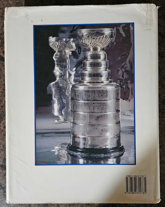 vintage  book The Stanly Cup in Arts & Collectibles in Owen Sound - Image 2