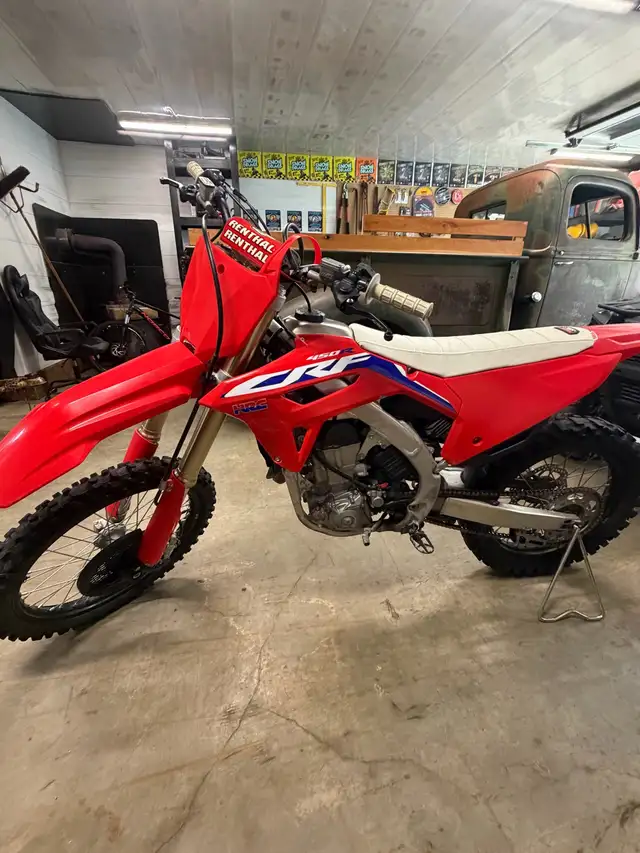 2022 CRF 450R in Dirt Bikes & Motocross in Muskoka - Image 5
