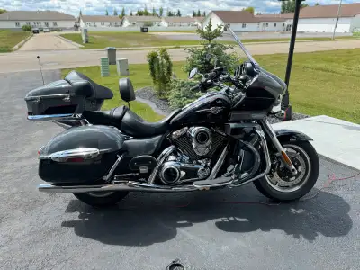 2023 Kawasaki VoyagerABS 1700 Pearl Storm Gray /Ebony Only 2500 kms No tax Stored in heated garage $...