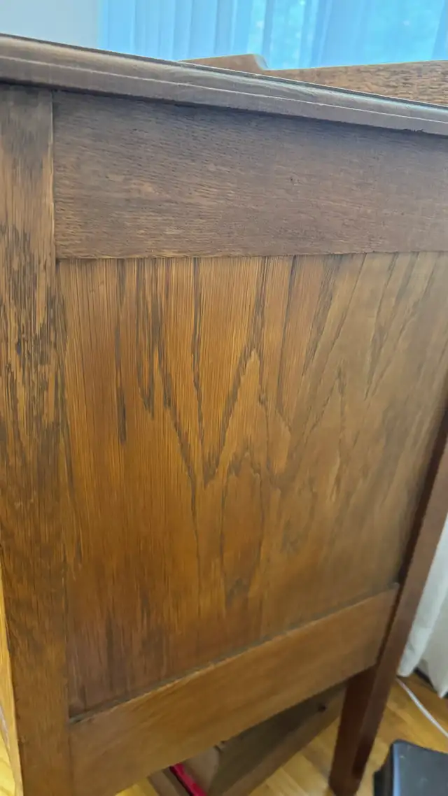 Antique Oak Sideboard in Hutches & Display Cabinets in Edmonton - Image 4