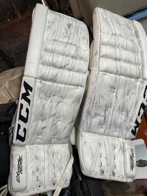 Ccm Flex Pads | Buy or Sell Used Hockey Equipment in Ontario | Kijiji  Classifieds