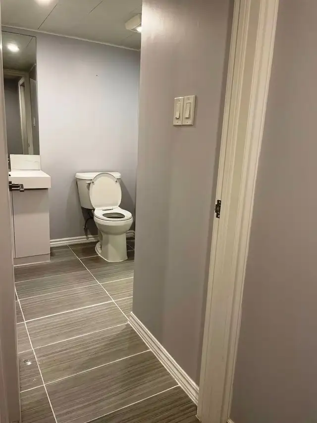 Furnished & Newly Renovated 2-Bedroom Basement Apartment in Long Term Rentals in Markham / York Region - Image 12