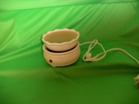 Electric scent candle and heater, brand new